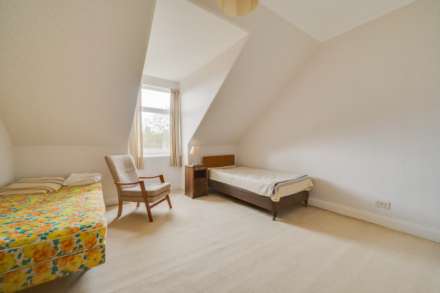 Lochwinnoch Road, Kilmacolm, Image 14