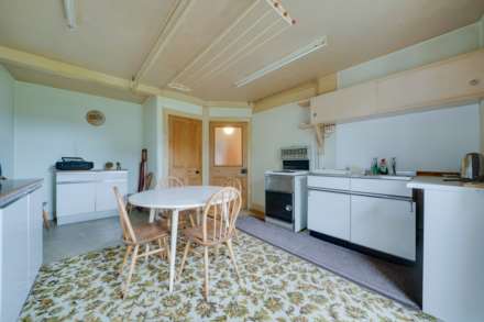 Lochwinnoch Road, Kilmacolm, Image 9