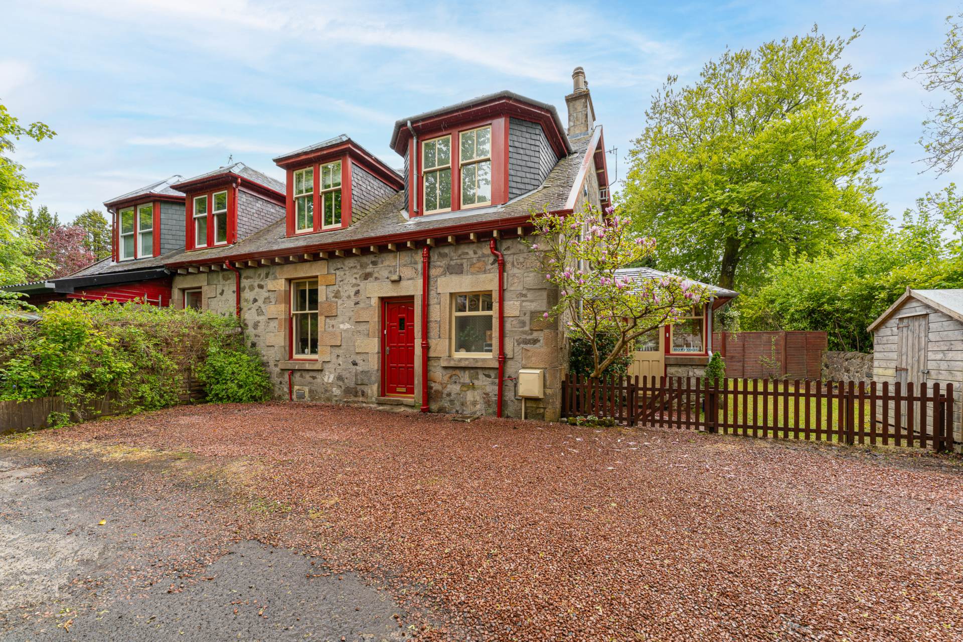 Howford, Gryffe Grove, Bridge Of Weir, Image 1