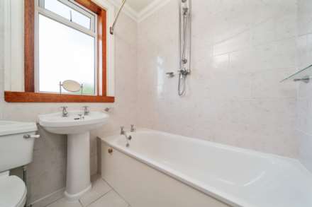 Finlaystone Road, Kilmacolm, Image 12