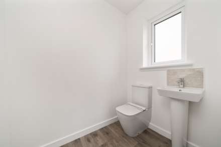 Caplethill Road, Paisley, Image 10