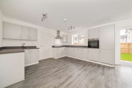 Caplethill Road, Paisley, Image 4