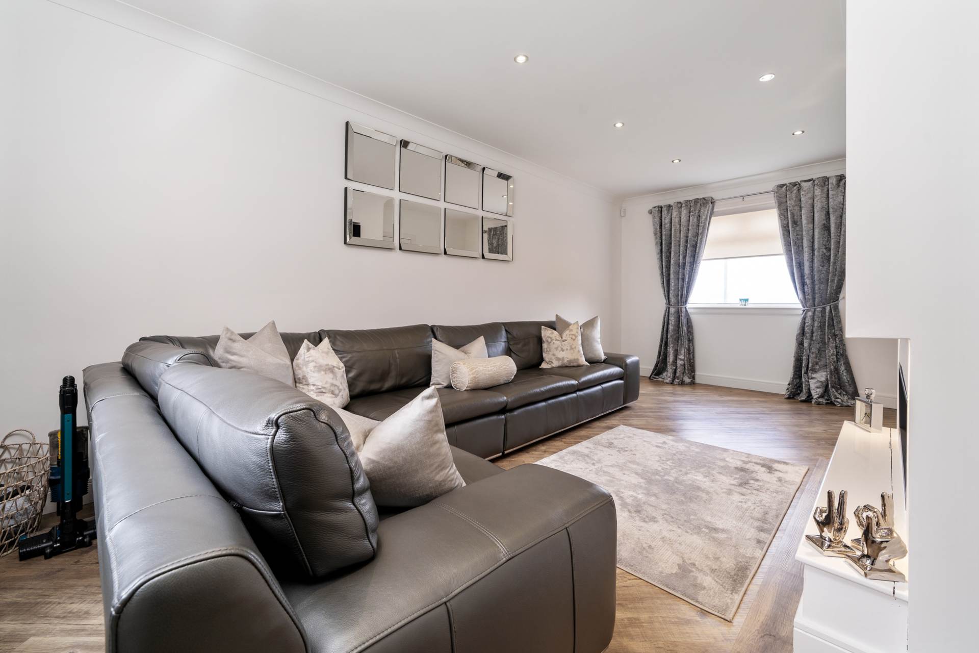 Hillend Place, Greenock, Image 5