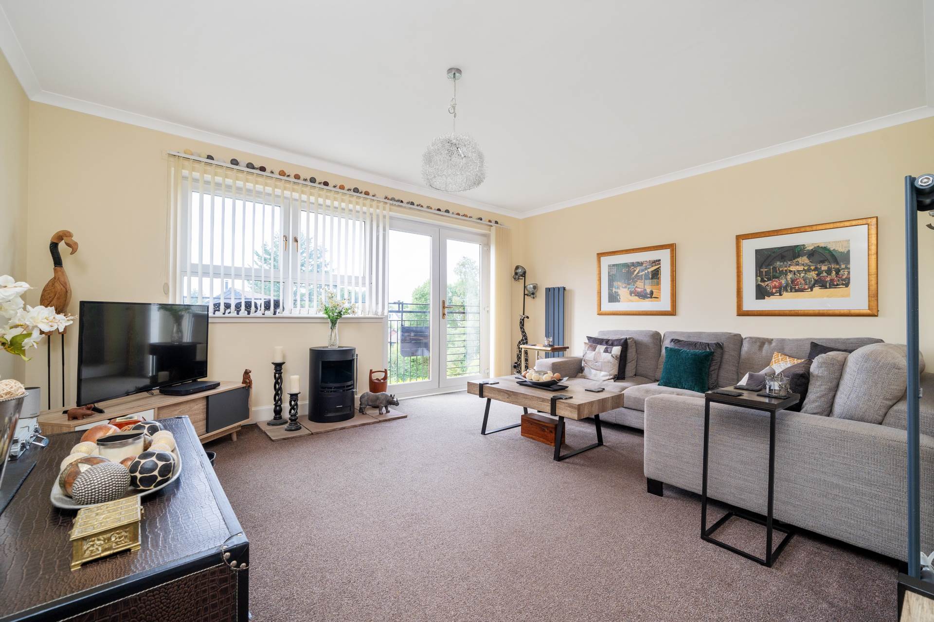 Whitelea Court, Kilmacolm, Image 3