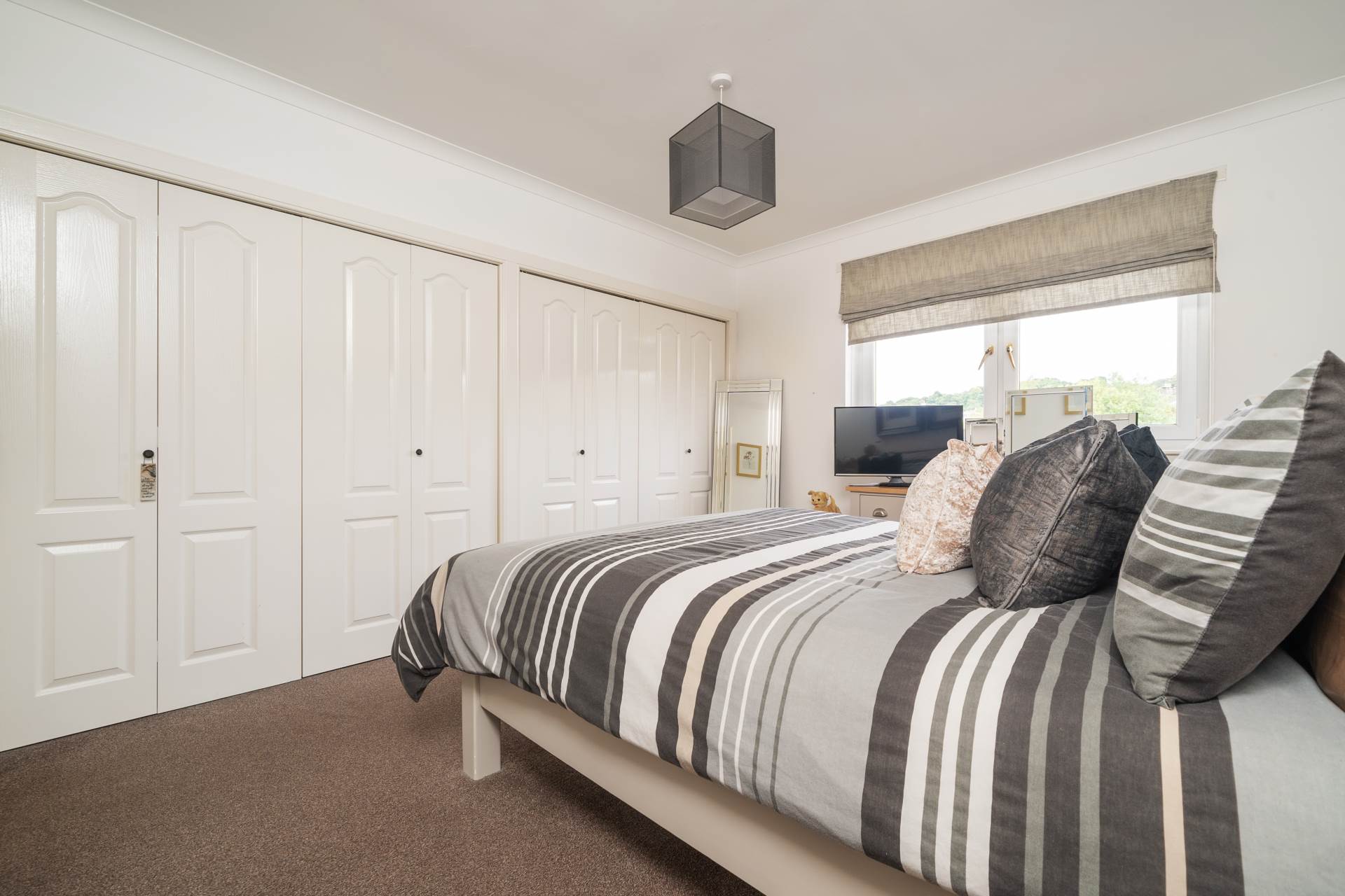 Whitelea Court, Kilmacolm, Image 9