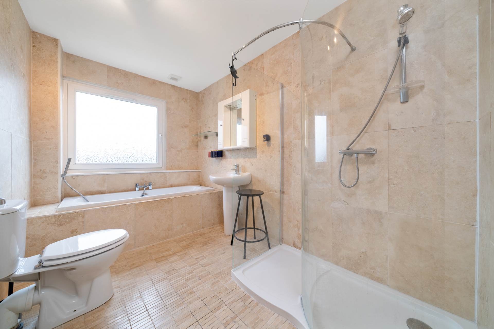 Beauly Crescent, Kilmacolm, Image 14