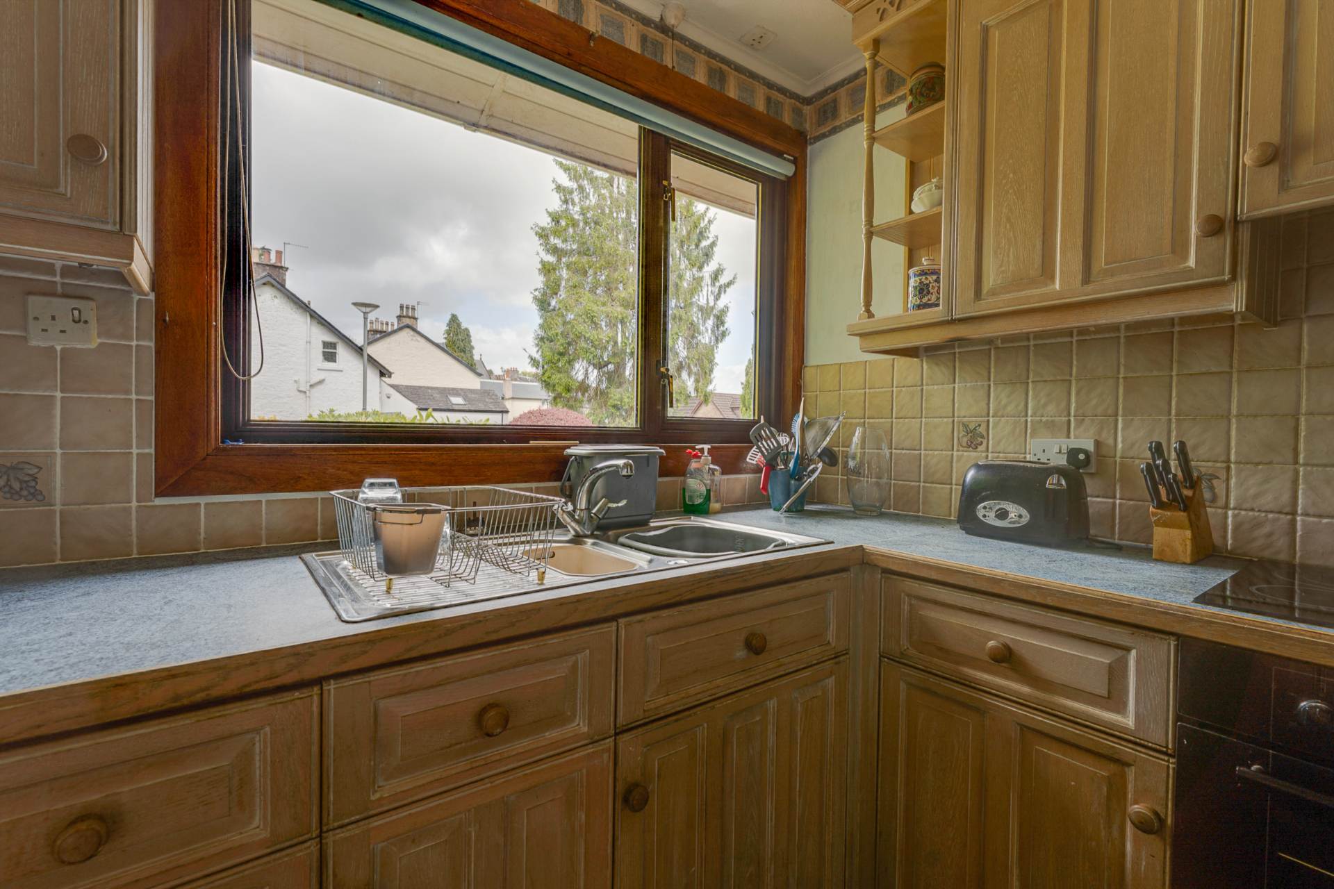 Cedar Court, Kilbarchan, Image 8