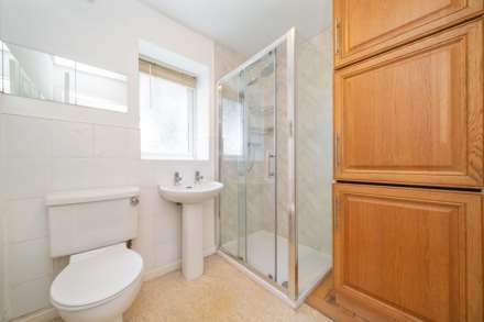 Ingleby Court, Bridge Of Weir, Image 10