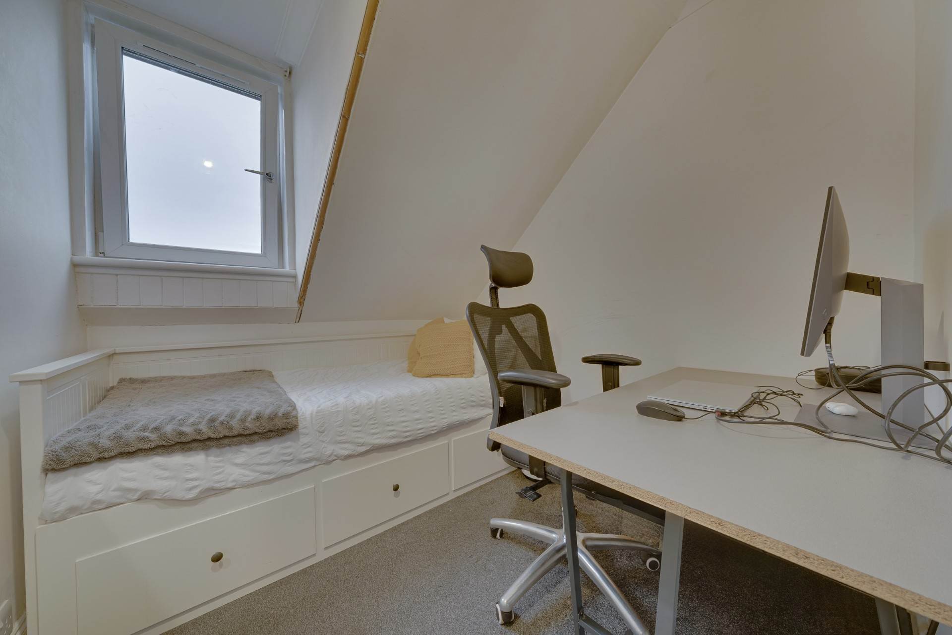 Ladysmith Avenue, Kilbarchan, Image 16