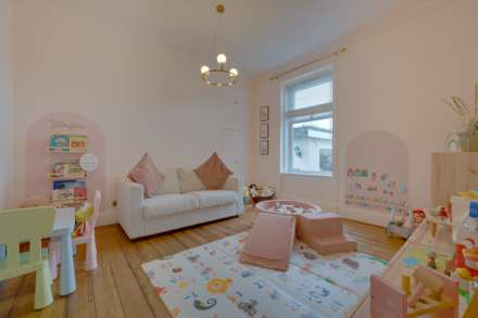 Ladysmith Avenue, Kilbarchan, Image 9