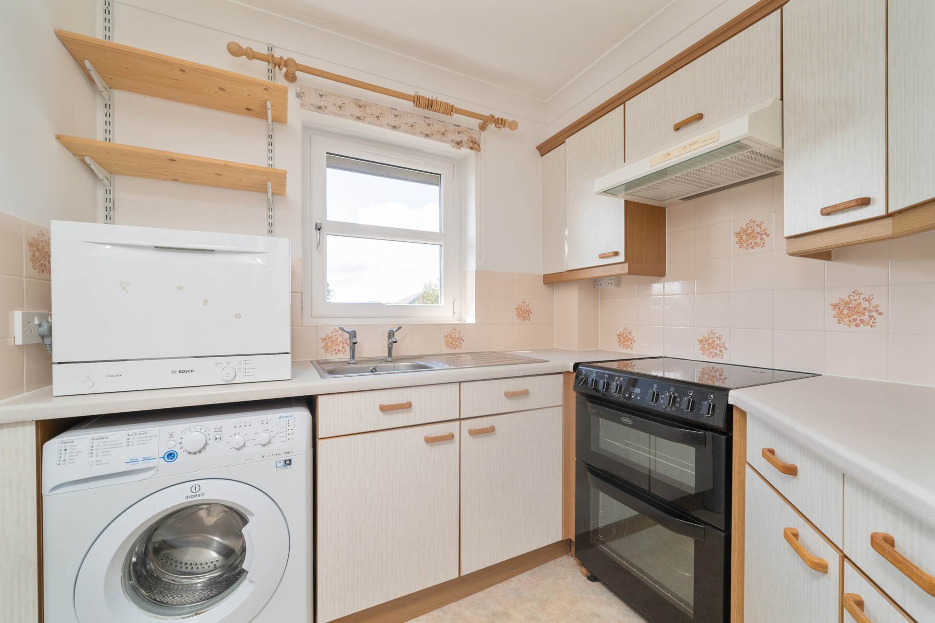 Woodrow Court, Kilmacolm, Image 6