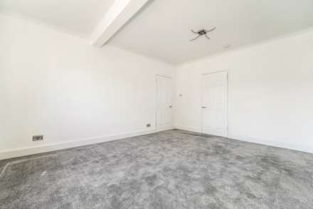 Park Avenue, Elderslie, Image 3