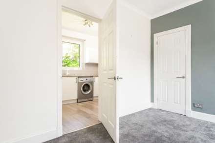 Park Avenue, Elderslie, Image 4