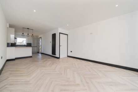 Sprey Place, Johnstone, Image 4