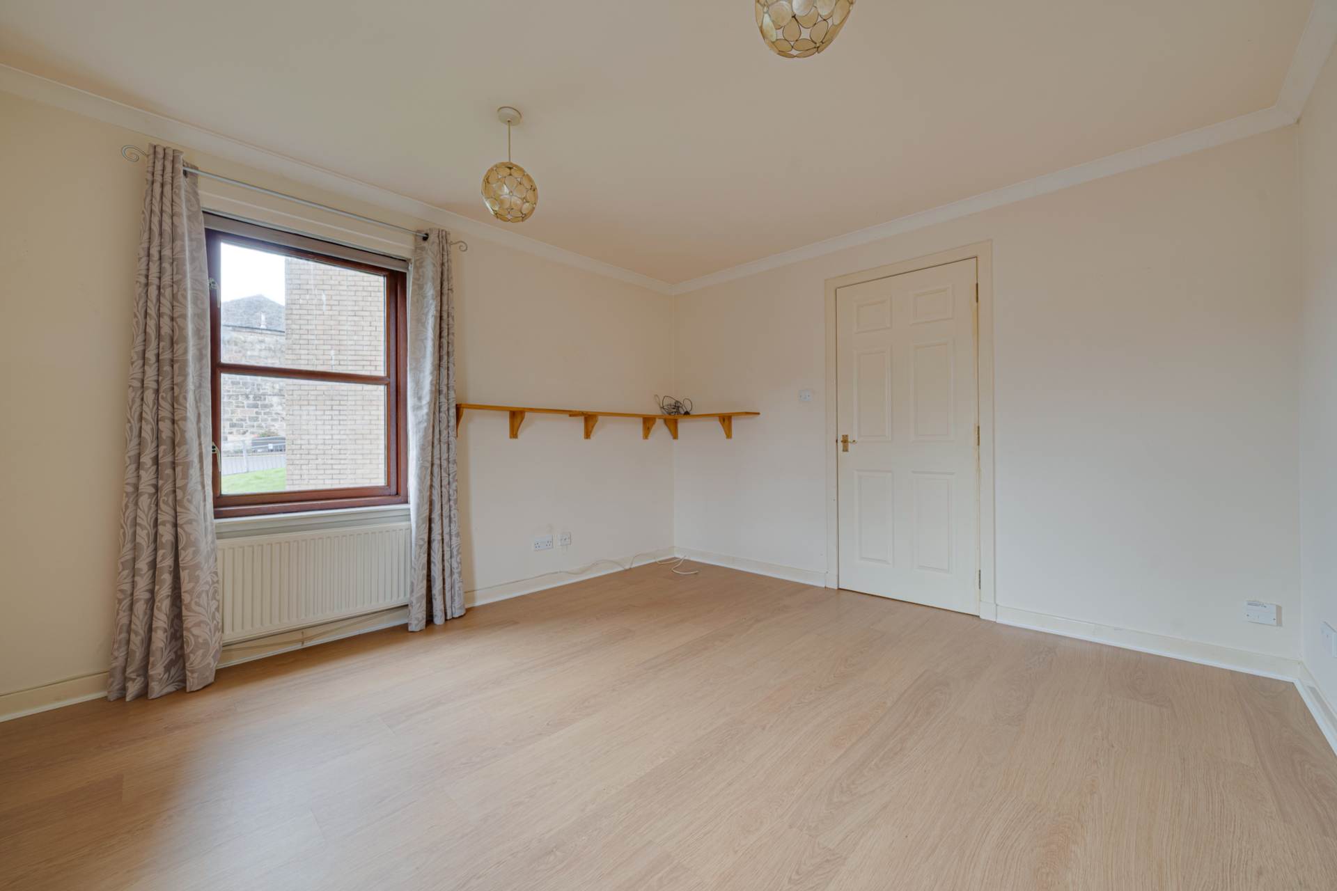 Ingleby Court, Bridge Of Weir, Image 3