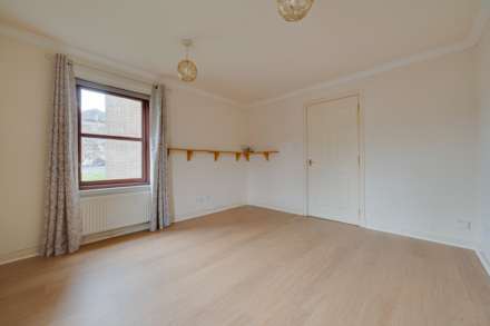 Ingleby Court, Bridge Of Weir, Image 3