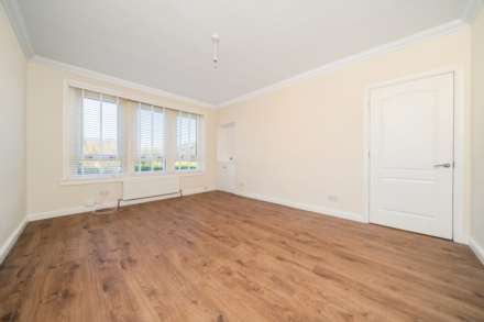 Wheatlands Drive, Kilbrchan, Image 2