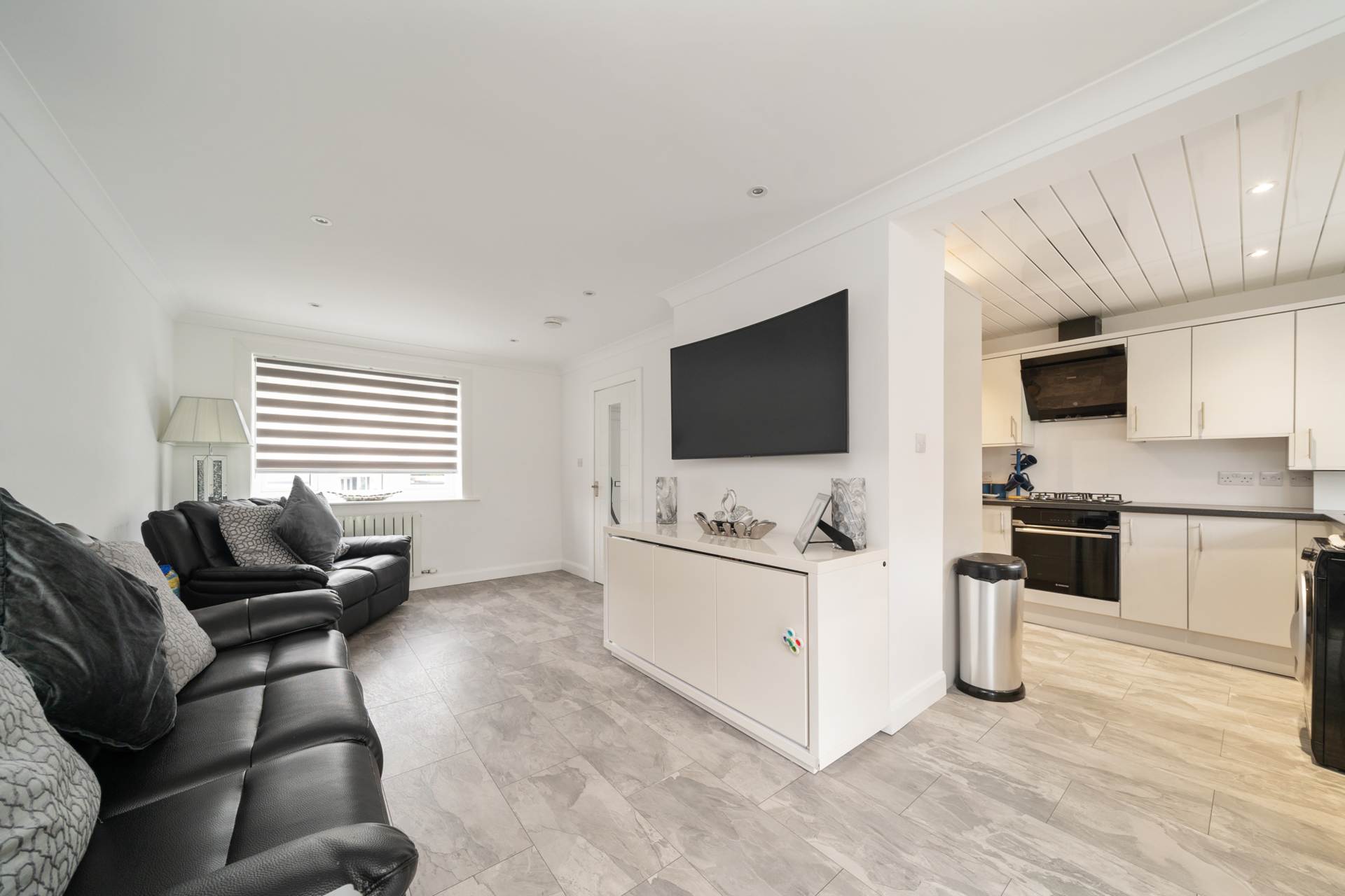 McDonald Avenue, Johnstone, Image 2