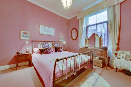 Rosebank Terrace, Kilmacolm, Image 9