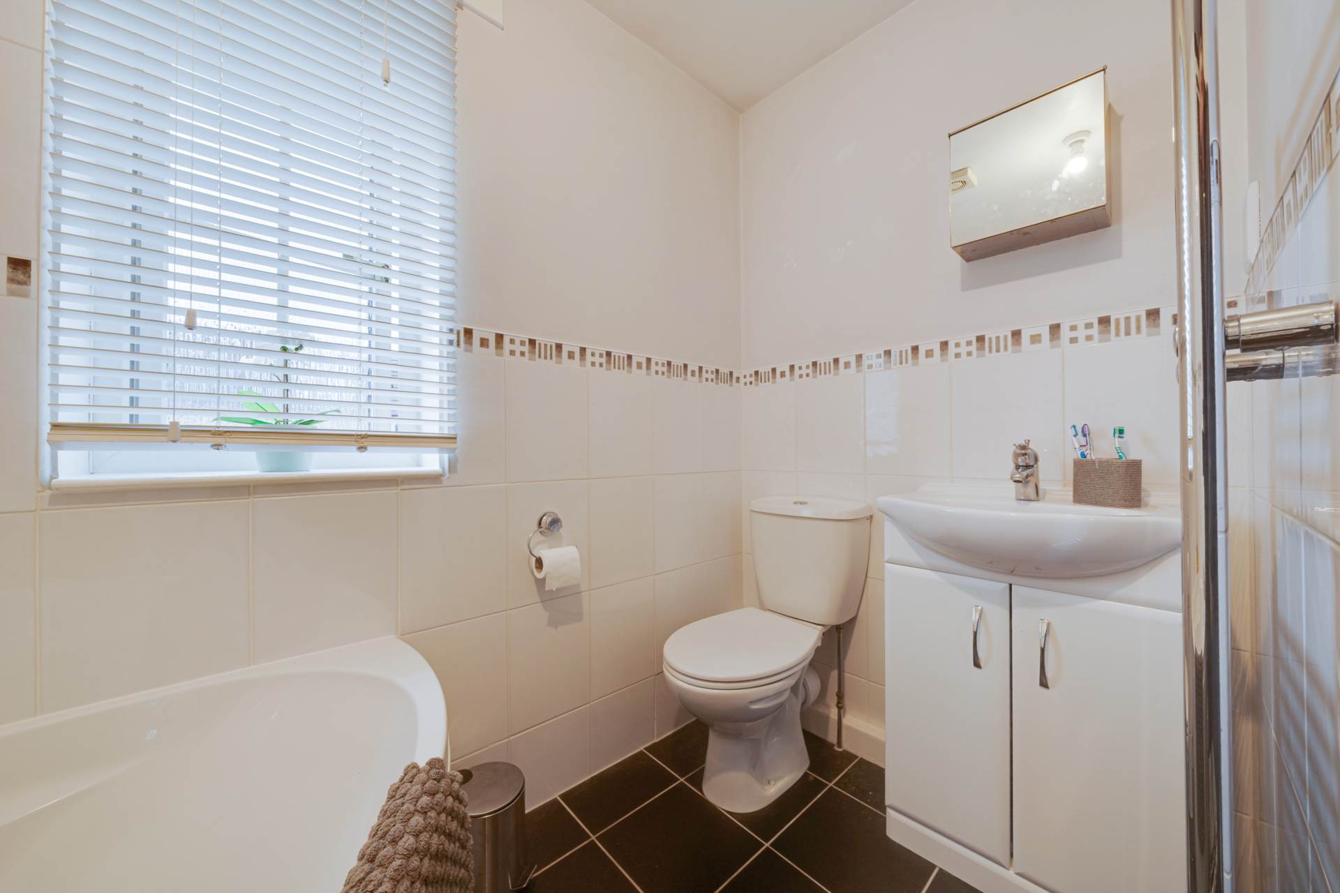 Lochhead Avenue, Lochwinnoch, Image 21