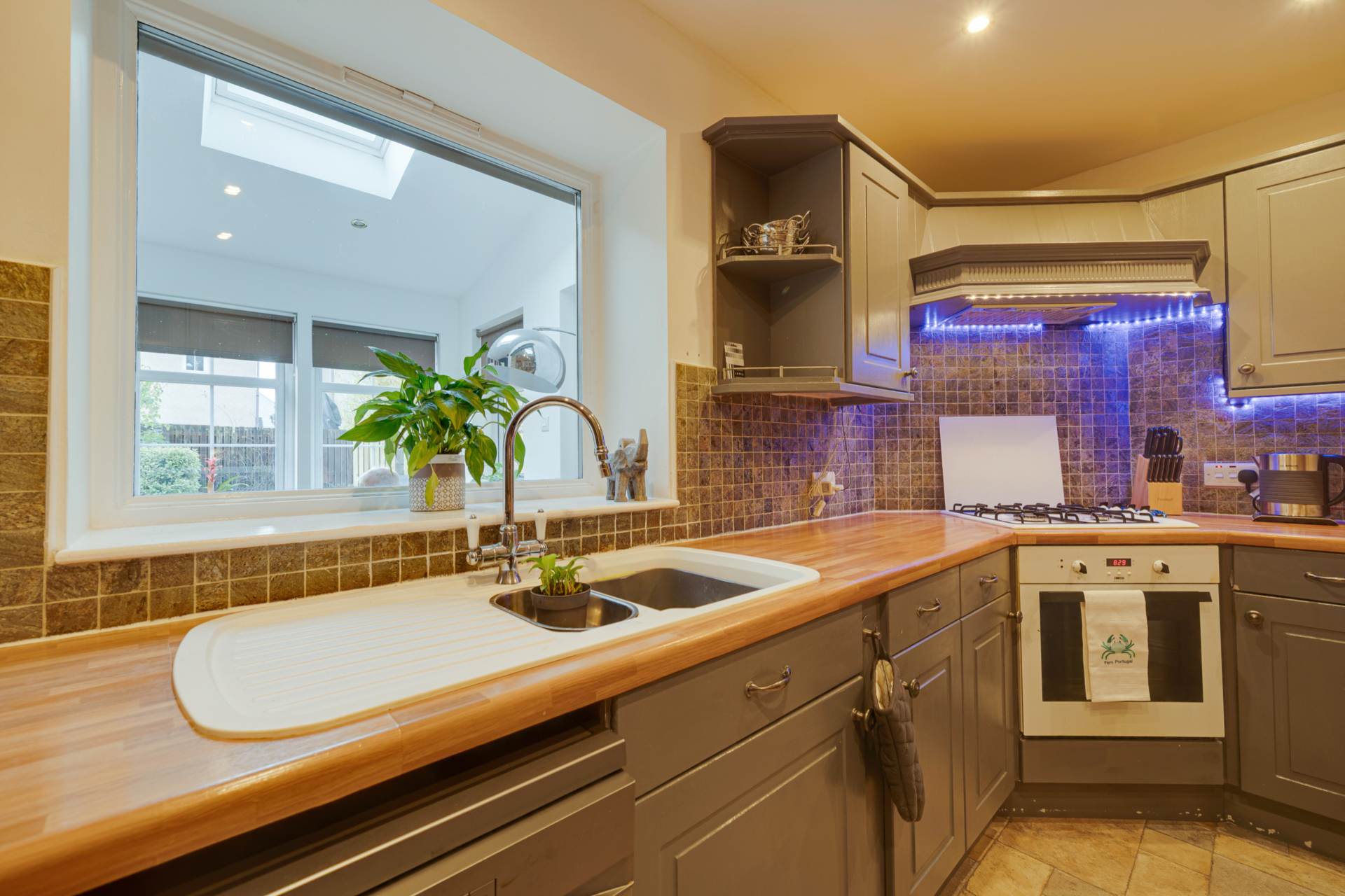 Lochhead Avenue, Lochwinnoch, Image 5