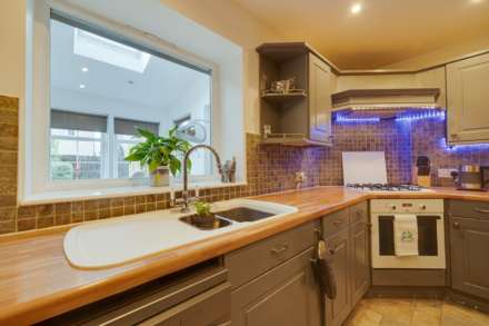 Lochhead Avenue, Lochwinnoch, Image 5