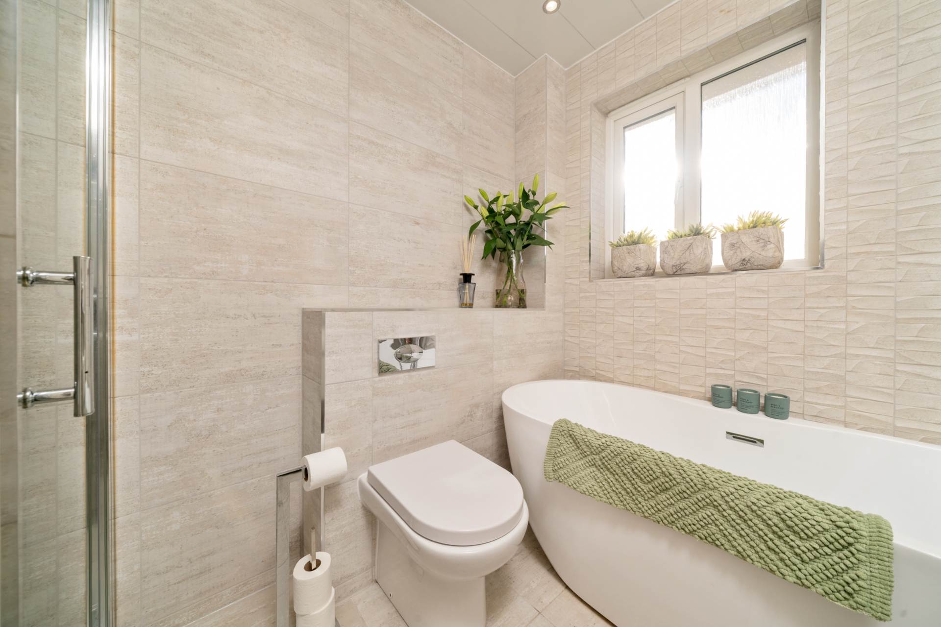 Strathcarron Green, Paisley, Image 12