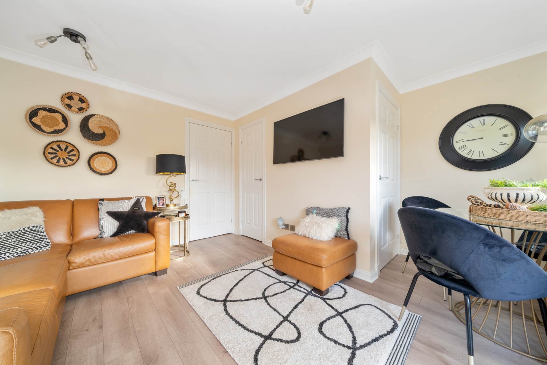 Strathcarron Green, Paisley, Image 3