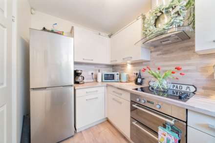 Strathcarron Green, Paisley, Image 6