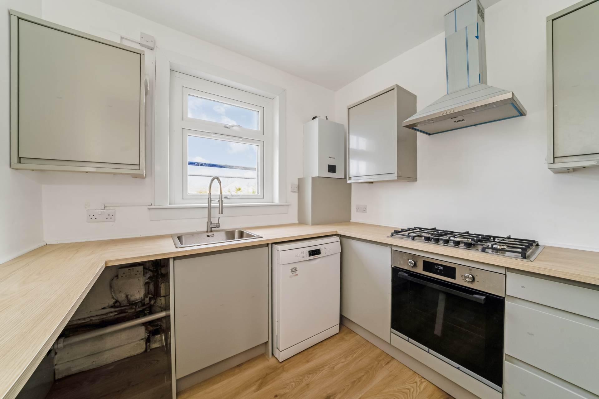 Fulwood Avenue, Linwood, Image 3