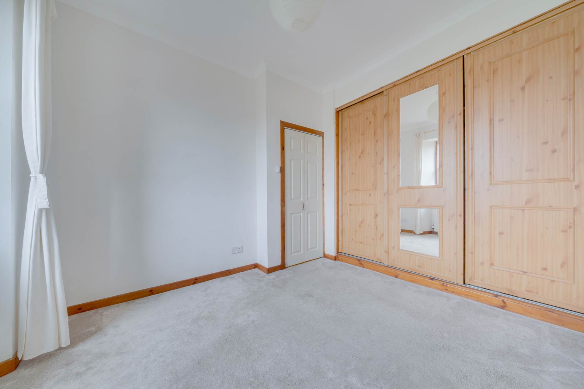 High Street, Lochwinnoch, Image 11