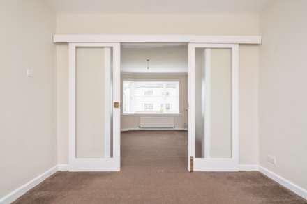 Duart Drive, Elderslie, Image 5