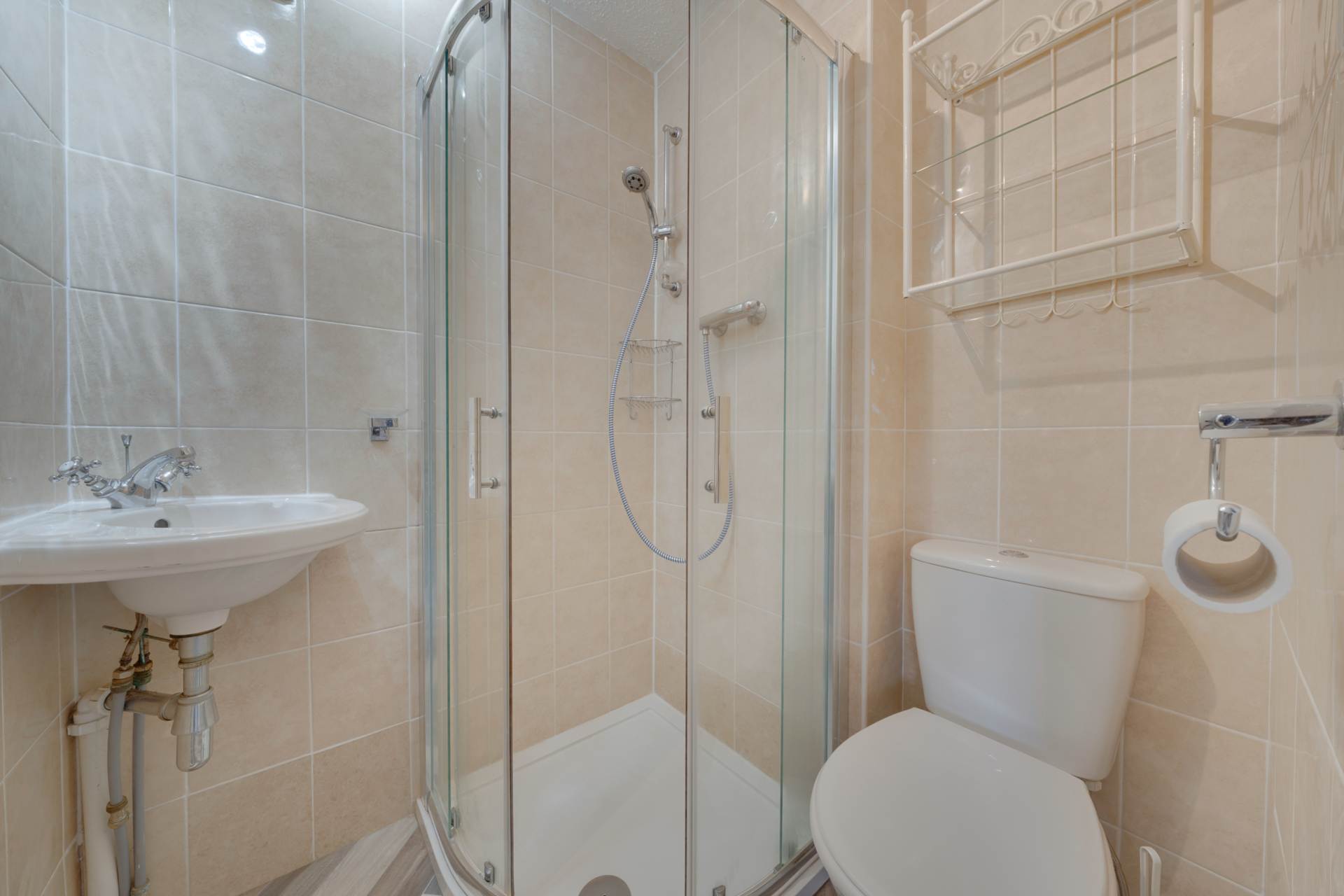 Bevan Grove, Johnstone, Image 9