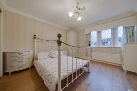 Nursery Grove, Kilmacolm, Image 11