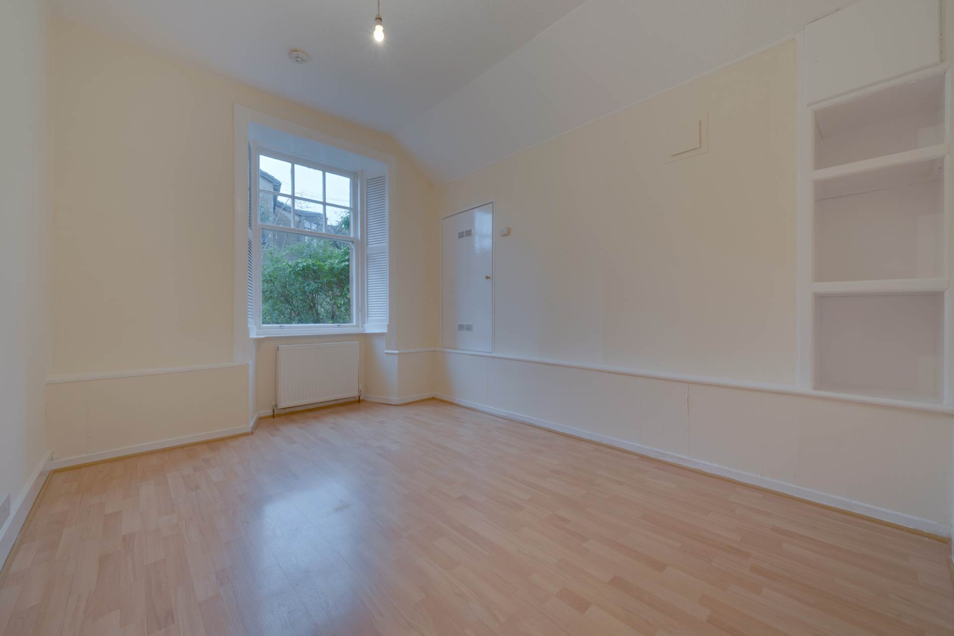 Glenburn Place, Kilmacolm, Image 7