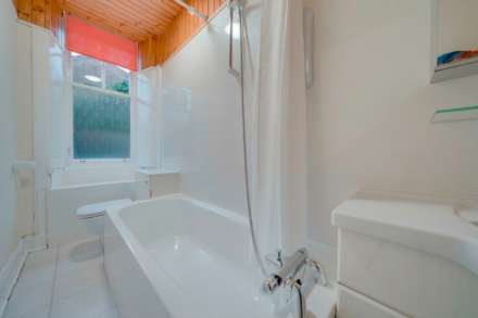 Glenburn Place, Kilmacolm, Image 10