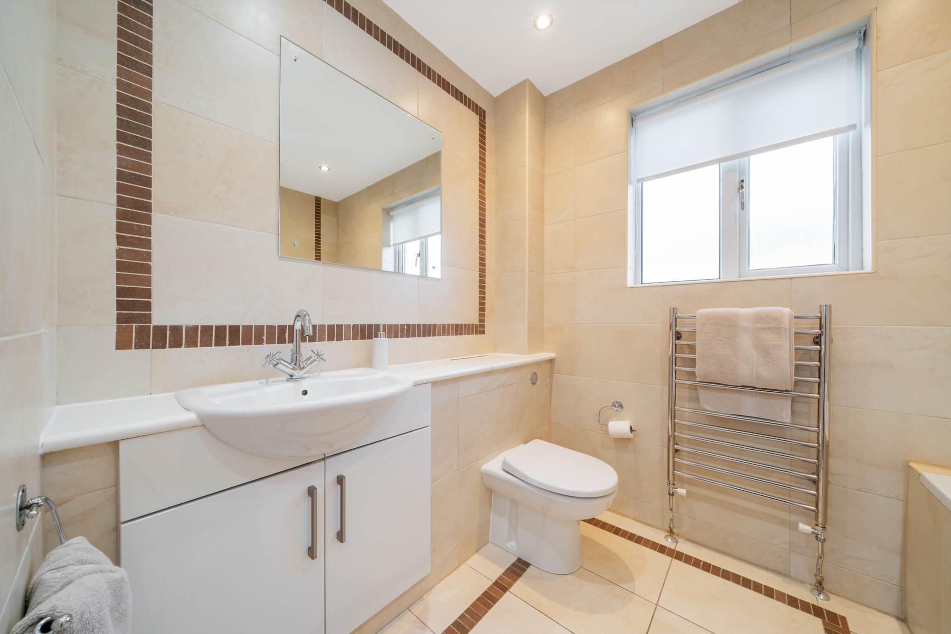 Thorndene, Elderslie, Image 21