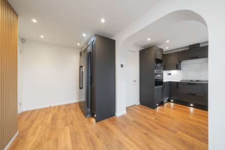 Thorndene, Elderslie, Image 10