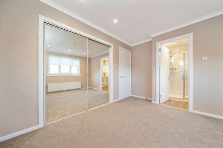 Thorndene, Elderslie, Image 14