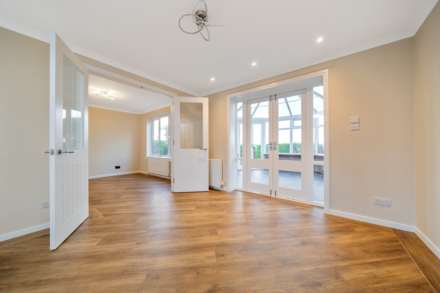 Thorndene, Elderslie, Image 4