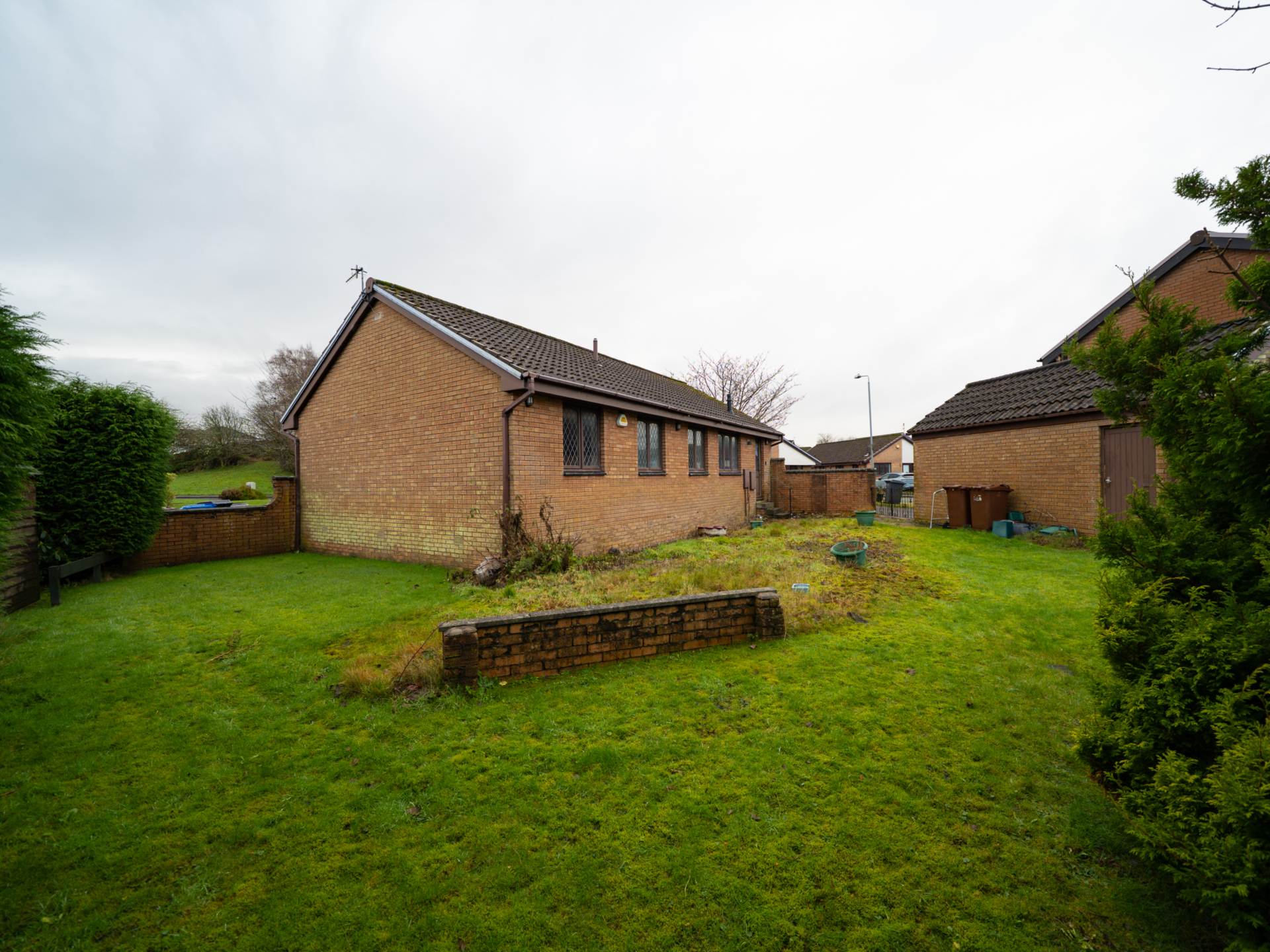 Victoria Gardens, Kilmacolm, Image 16