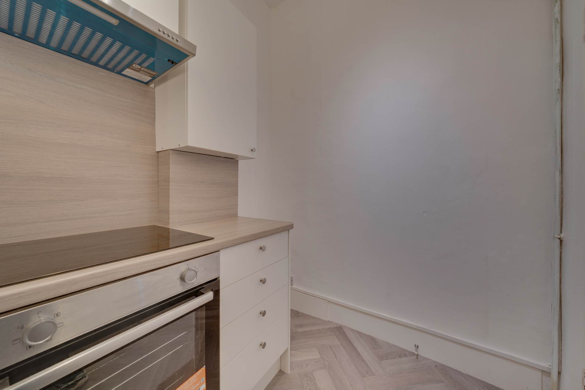 Queen Street, Paisley, Image 10