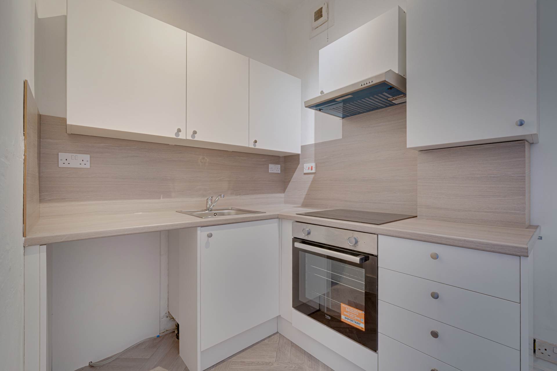 Queen Street, Paisley, Image 9