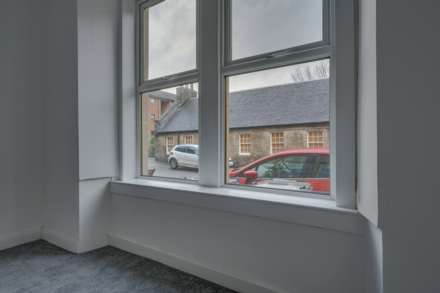 Queen Street, Paisley, Image 3