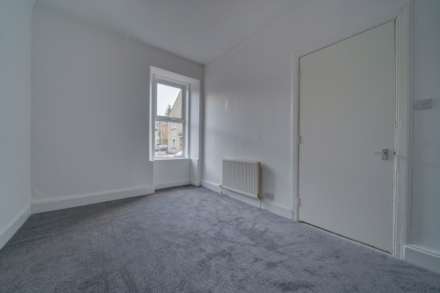 Queen Street, Paisley, Image 6