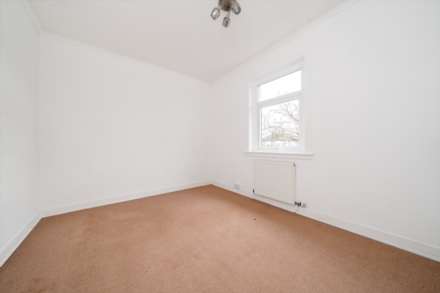 Fulwood Avenue, Linwood, Image 10