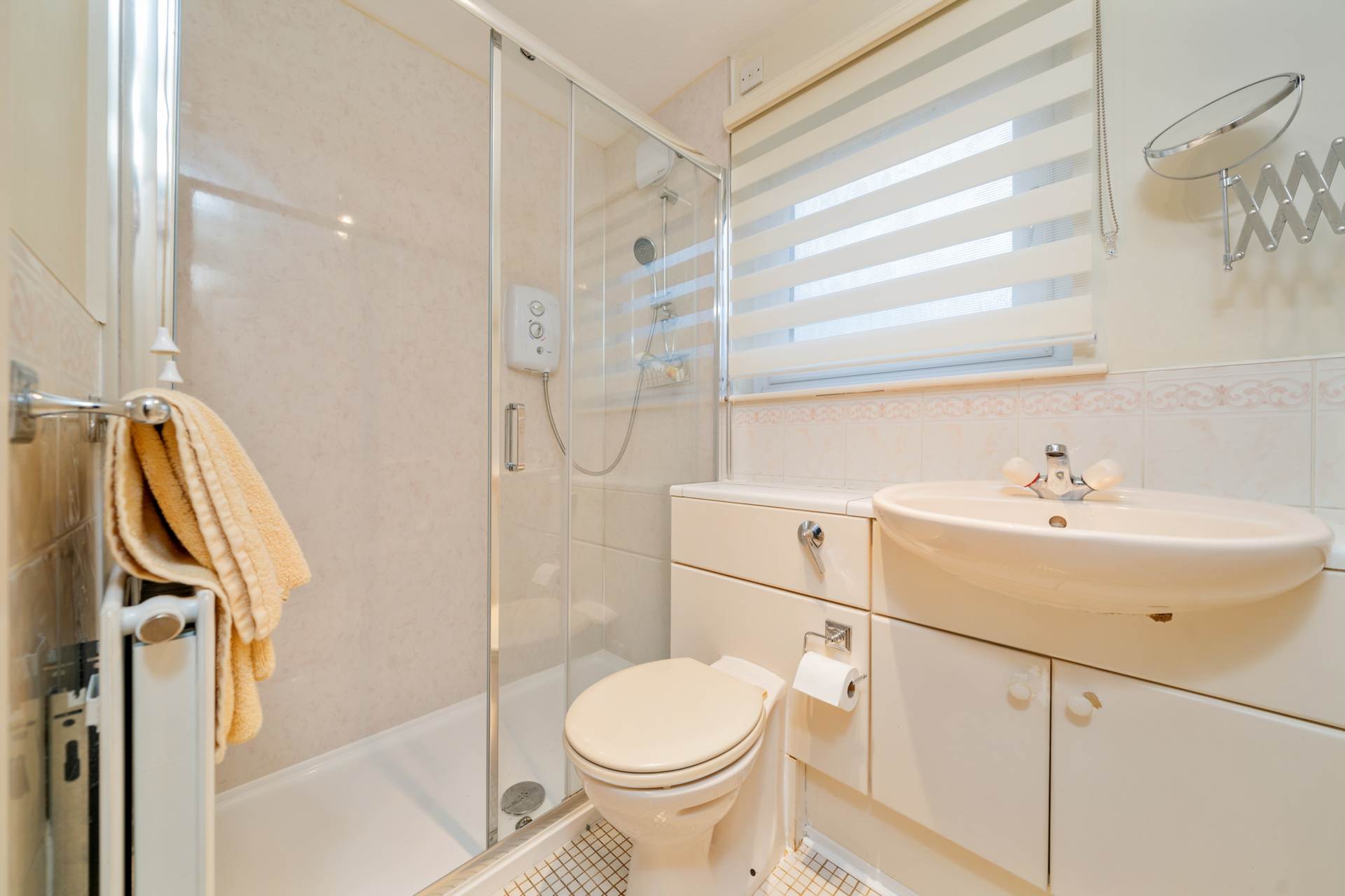 Whitelea Court, Kilmacolm, Image 8