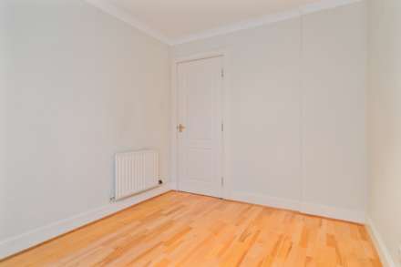 Whitelea Court, Kilmacolm, Image 12