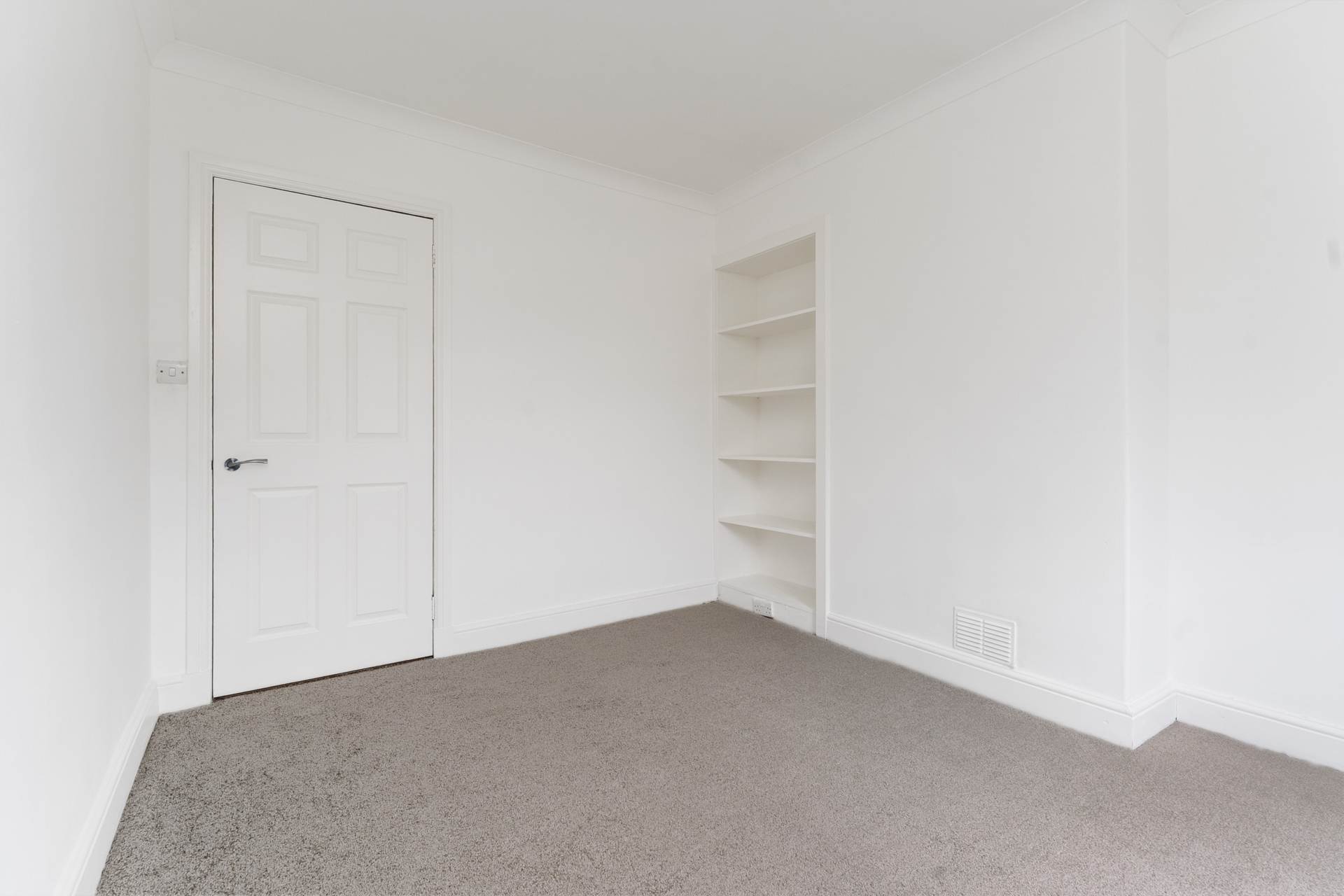 Calderpark Street, Lochwinnoch, Image 12