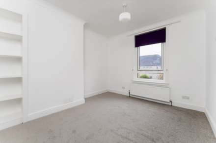 Calderpark Street, Lochwinnoch, Image 11